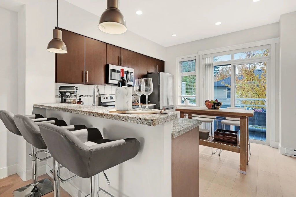 15405 31 Avenue 73, Surrey