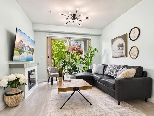 7428 Byrnepark 204, Burnaby