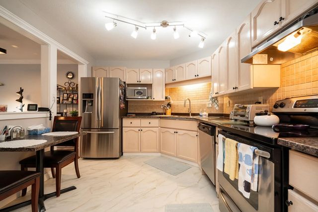 2410 Emerson Street 105, Abbotsford