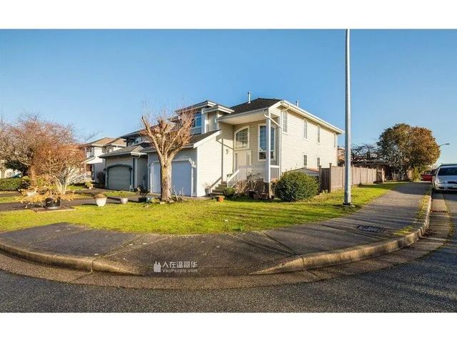 22600 Chaldecott Drive Garden Suite, Richmond