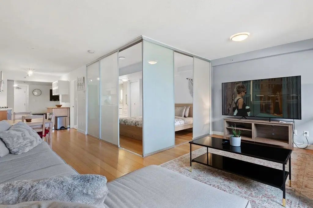 718 Main Street 406, Vancouver