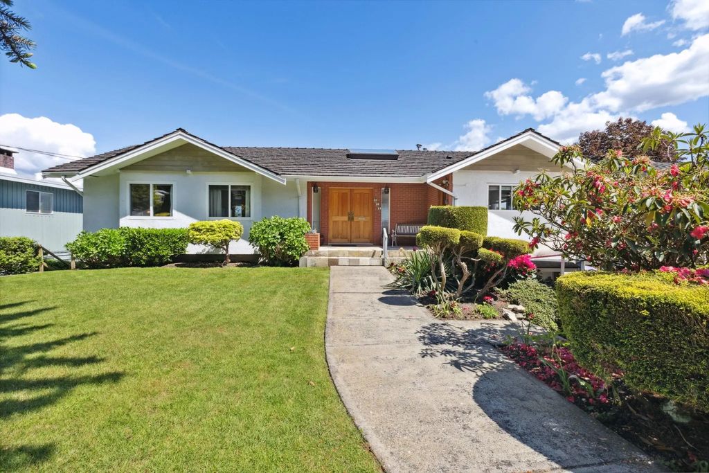 474 Fairway Drive, North Vancouver