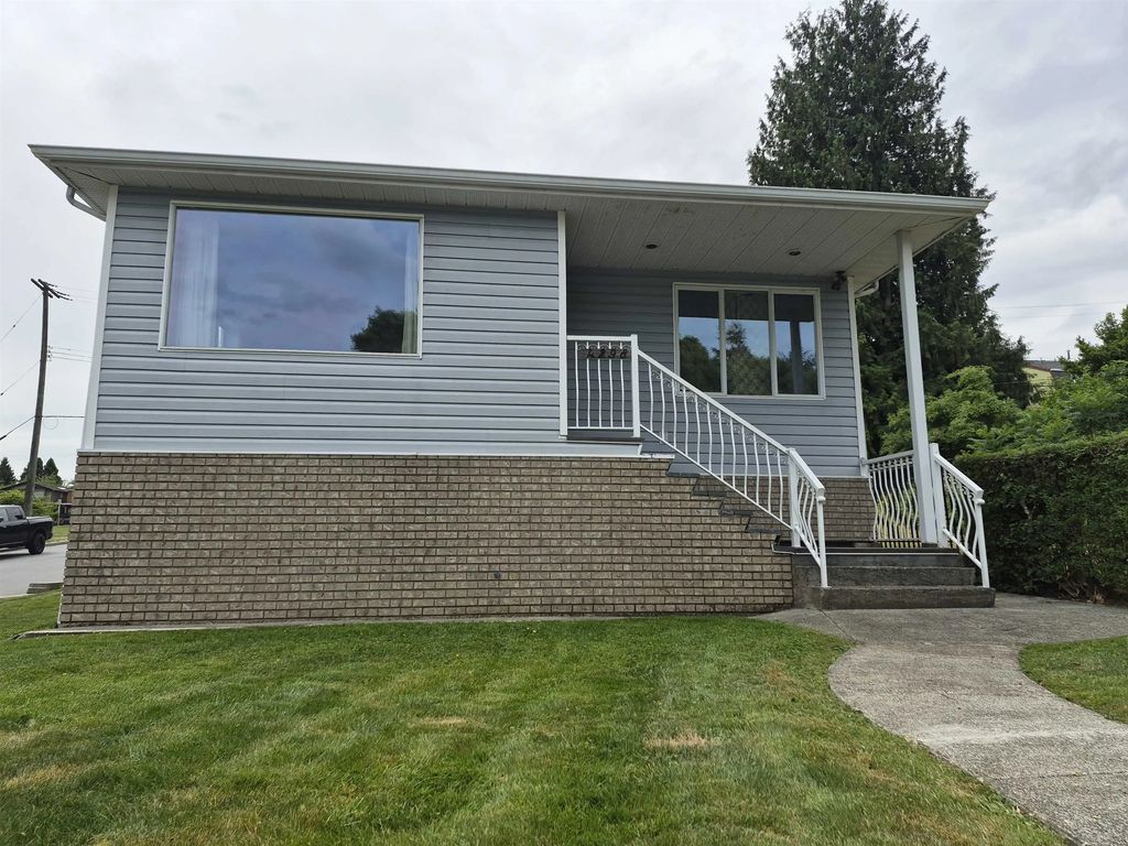 4298 Mcgill Street, Burnaby