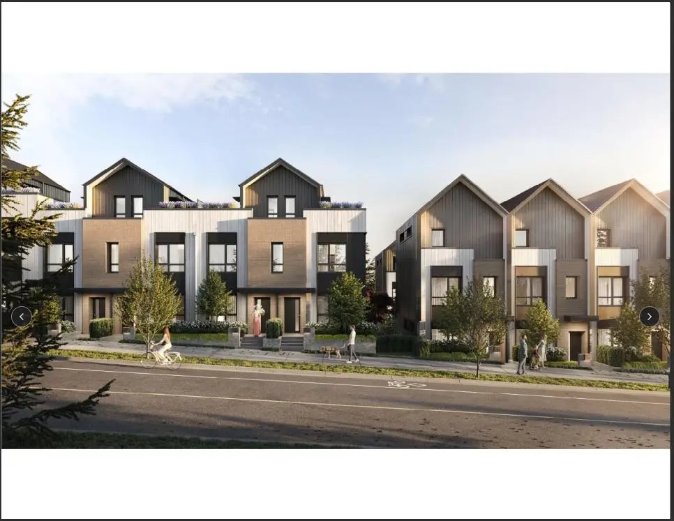 1045 Ridgewood Drive 26, North Vancouver