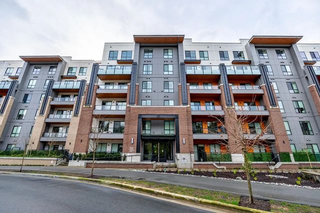 55 Klahanie Drive 231, Port Moody