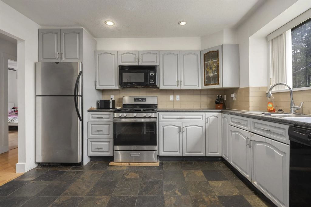 12116 Laity Street, Maple Ridge