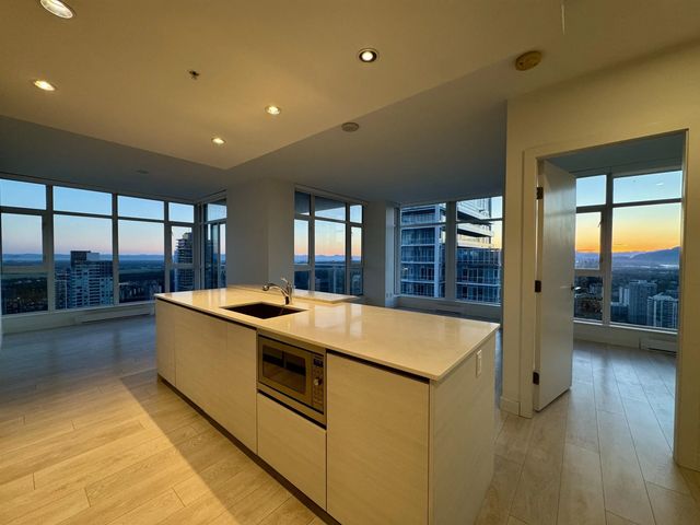 4670 Assembly Way 4306, Burnaby