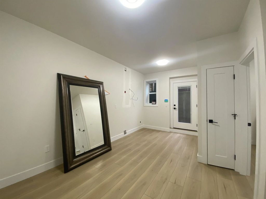 7542 Lindrick Court 1 Bed Suite, Burnaby
