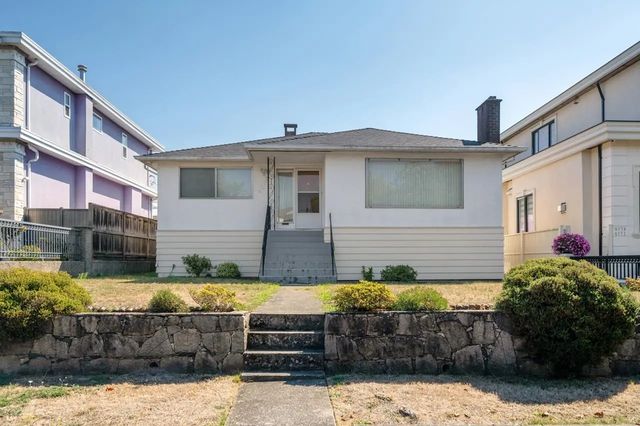6758 Killarney Street, Vancouver