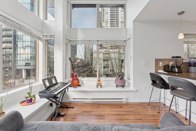 5000 Imperial Street 301, Burnaby
