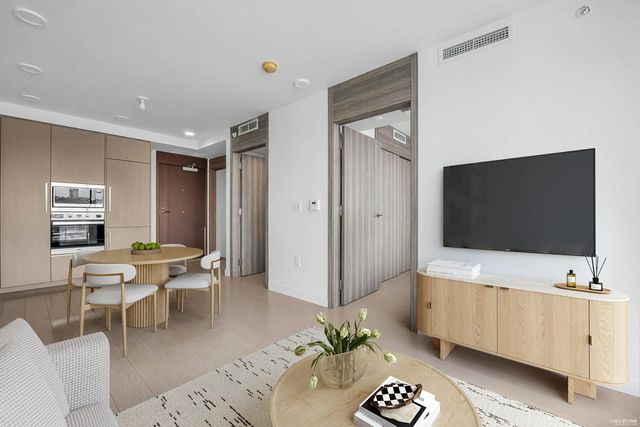 455 Sw Marine Drive 1808, Vancouver