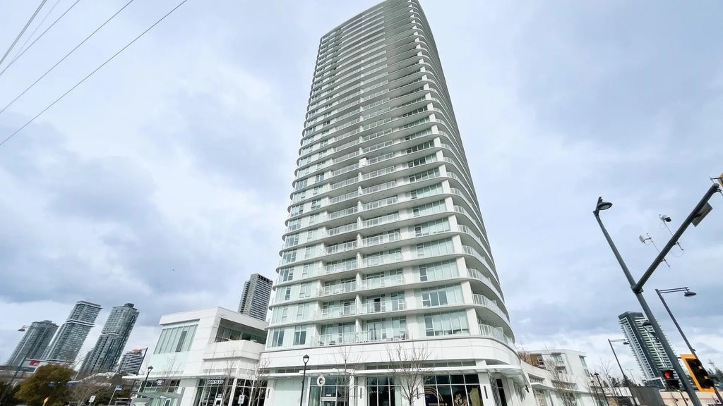 13685 102 Avenue 2305, Surrey