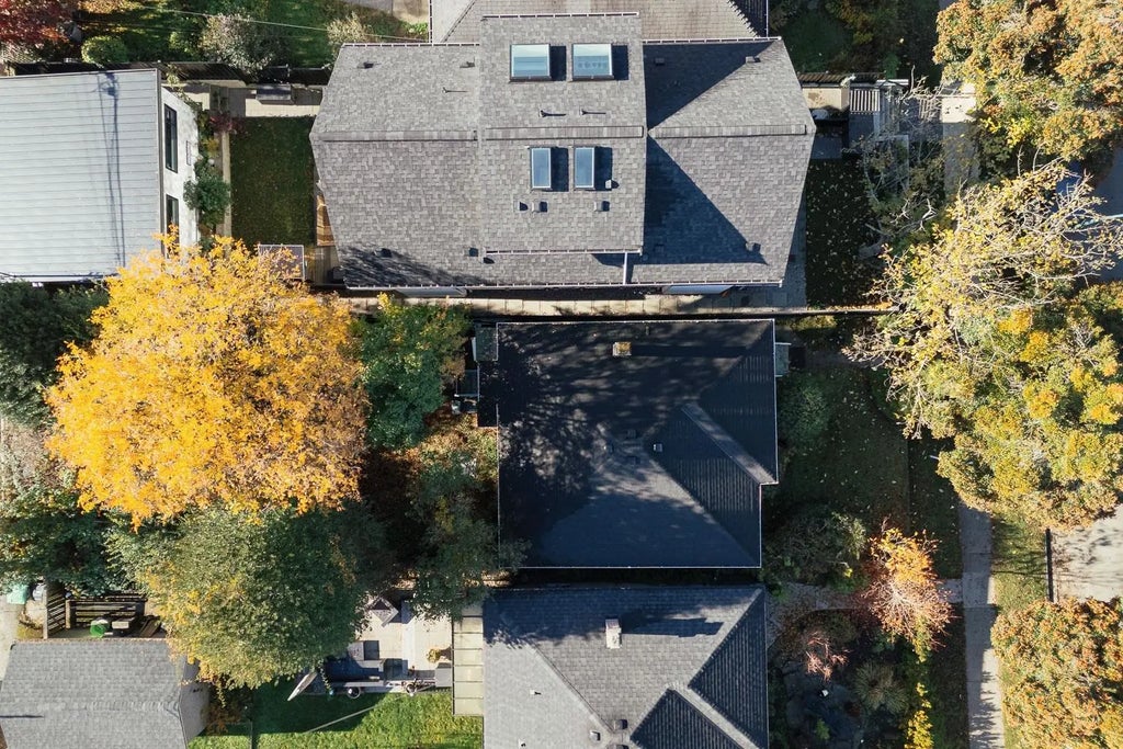 2616 E 4th Avenue, Vancouver