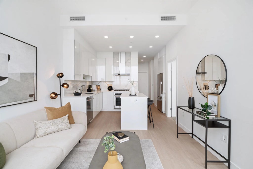 555 Sydney Avenue 2307, Coquitlam