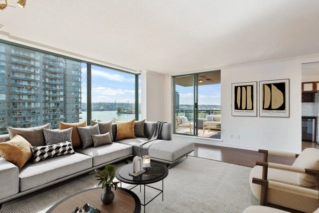 8 Laguna Court 801, New Westminster