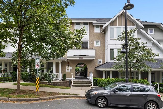 618 Langside Avenue 302, Coquitlam