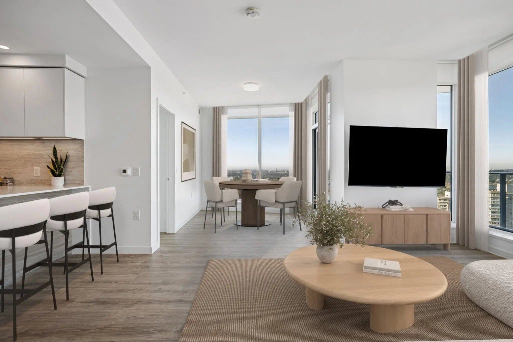 680 Quayside Drive 3703, New Westminster