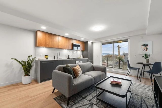 2419 Grant Street 307, Vancouver