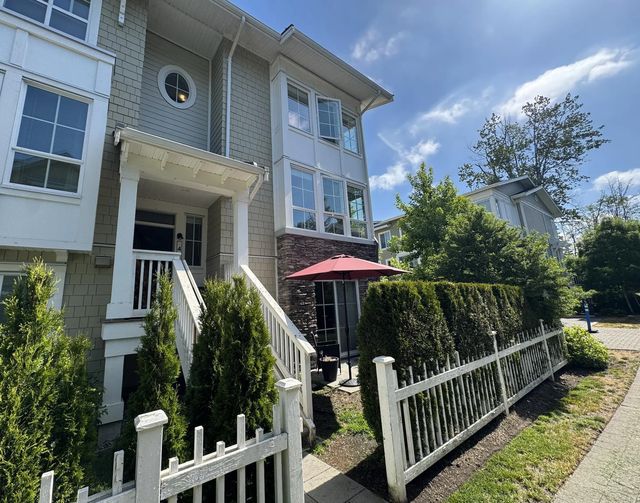 5551 Admiral Way 47, Ladner