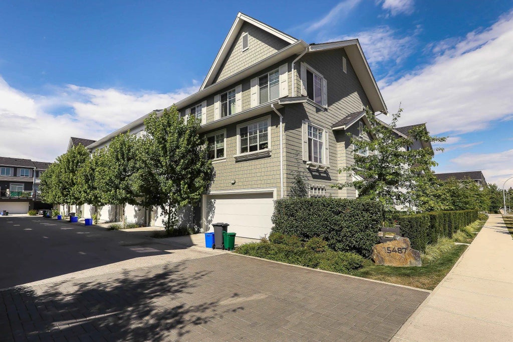 15487 99a Avenue 24, Surrey