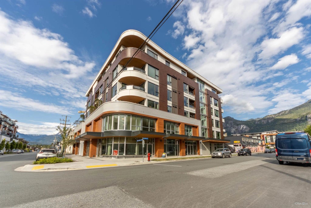 1365 Victoria Street 604, Squamish