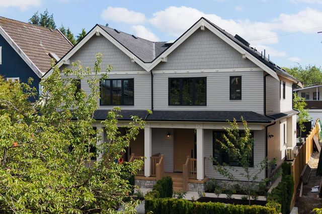 242 E 20th Avenue 2, Vancouver
