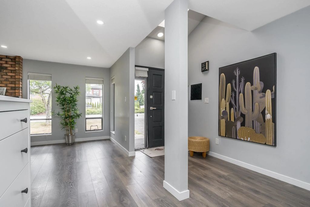 14956 20 Avenue, Surrey