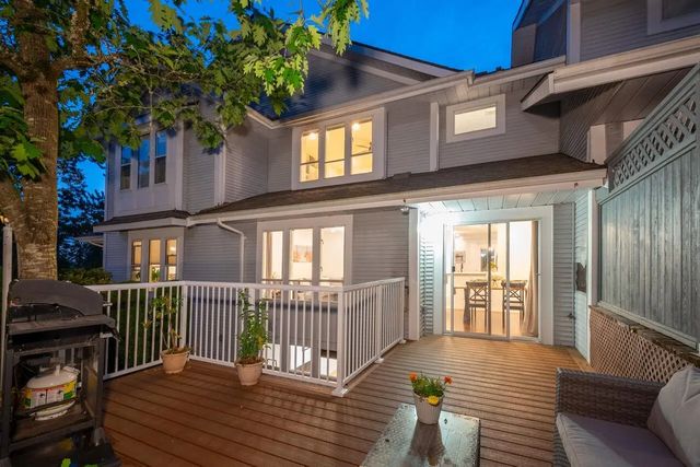 2590 Panorama Drive 20, Coquitlam