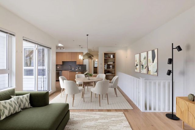 260 Ewen Avenue 202, New Westminster