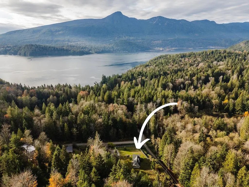 650a Dulcie Road, Gambier Island