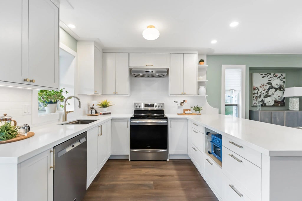 8442 Harms Street, Mission