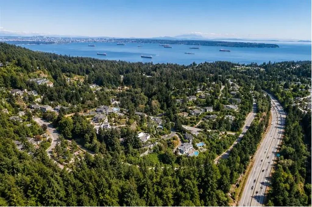 4783 Westwood Place, West Vancouver