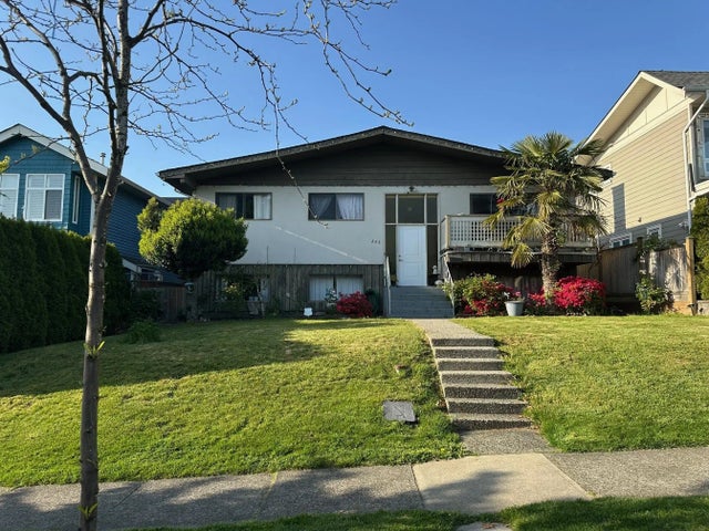 332 W 14th Street, North Vancouver