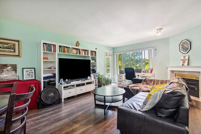 7368 Royal Oak Avenue 309, Burnaby