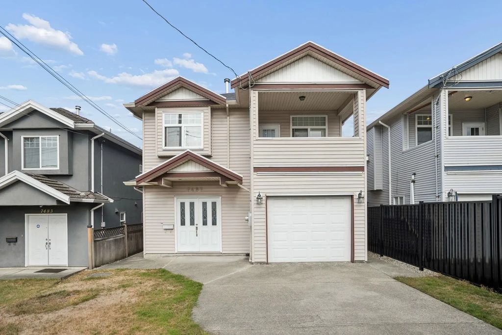 7487 Rosewood Street, Burnaby