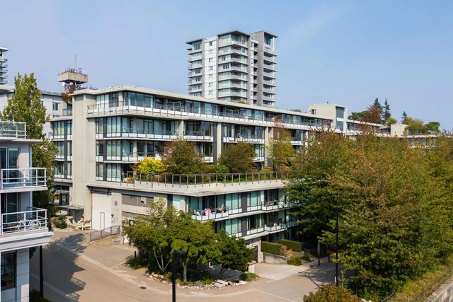 9009 Cornerstone Mews 635, Burnaby