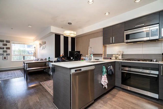 2858 W 4th Avenue 212, Vancouver