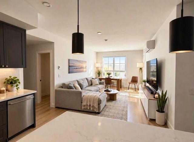 2425 166 Street 301, Surrey