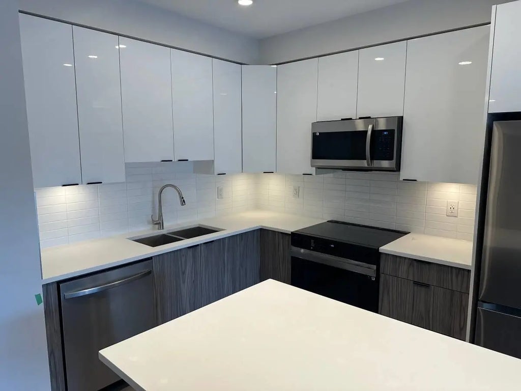 11655 Fraser Street, Maple Ridge