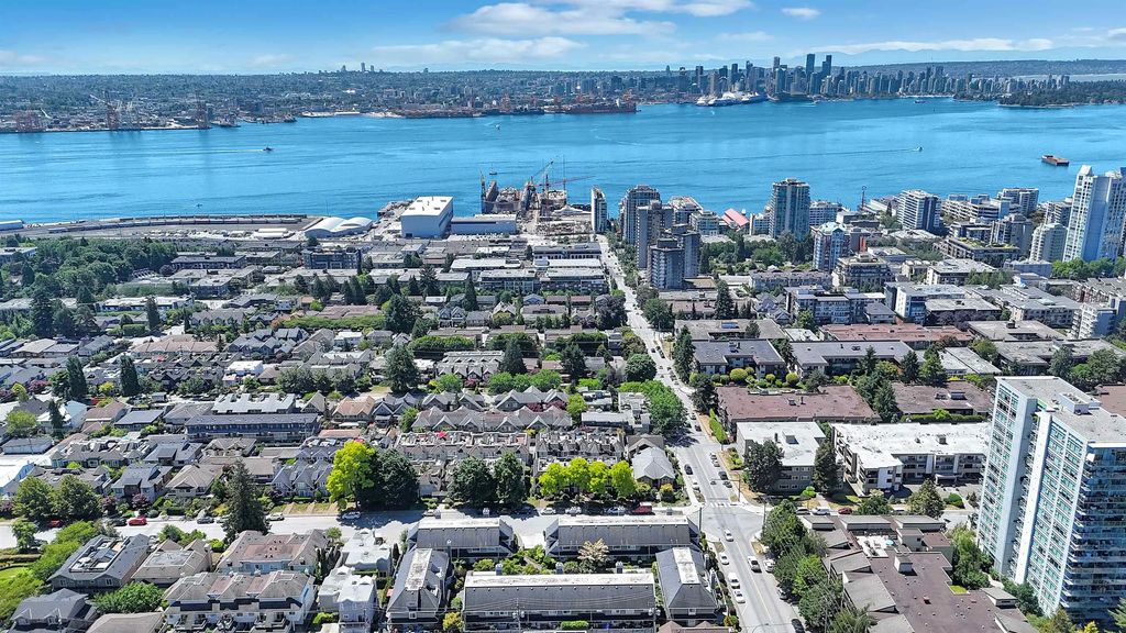 216 E 6th Street 108, North Vancouver