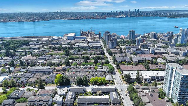 216 E 6th Street 108, North Vancouver