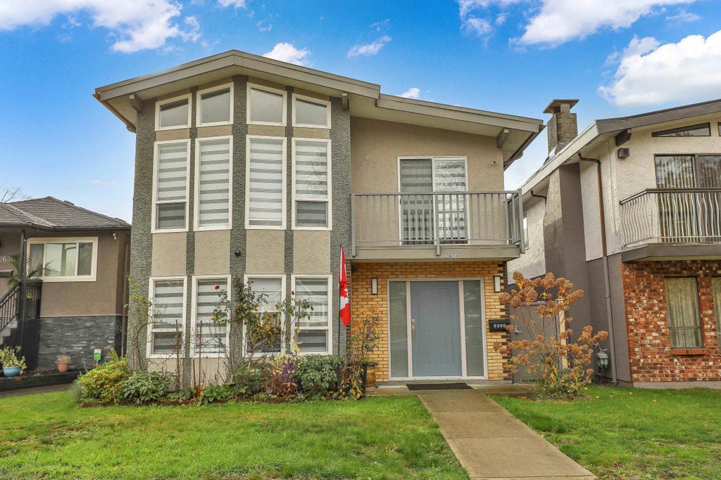 2624 Kitchener Street, Vancouver