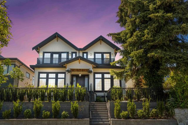 8007 Elliott Street, Vancouver