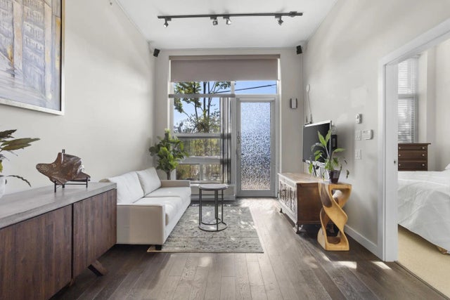 1182 W 16th Street 103, North Vancouver