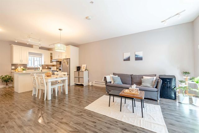 2263 Triumph Street 205, Vancouver