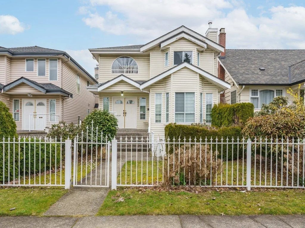 1573 W 66th Avenue, Vancouver