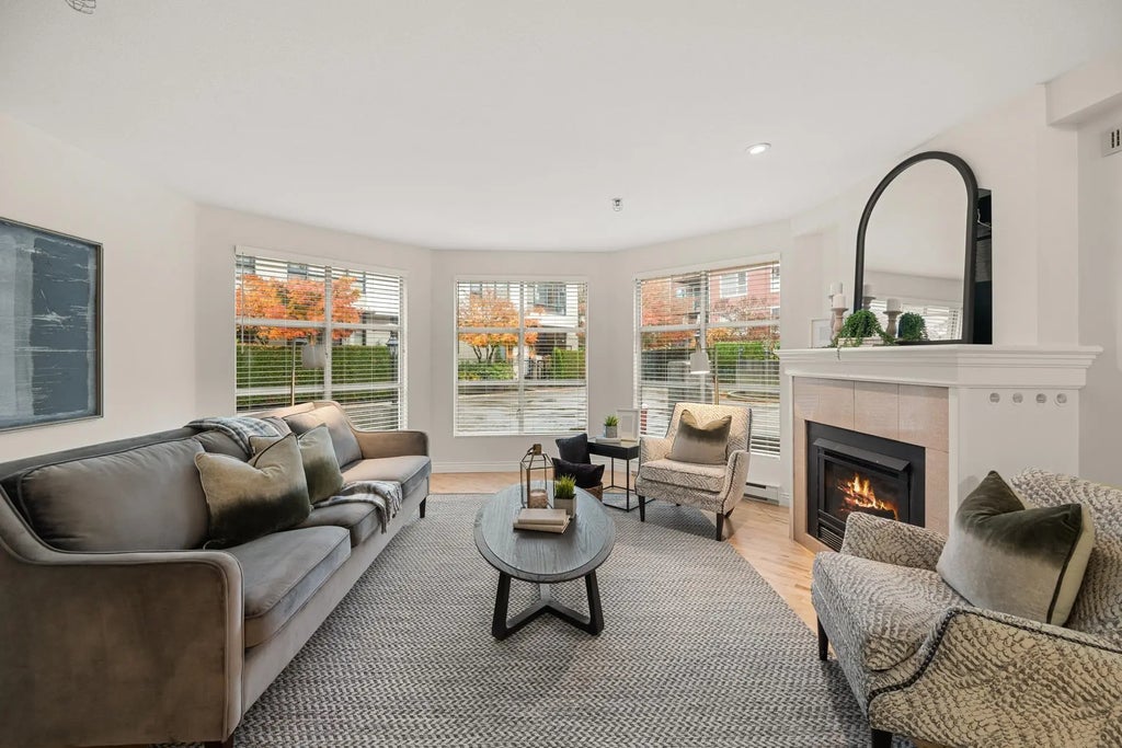 5 Renaissance Square 105, New Westminster