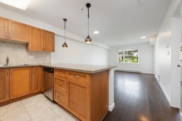 2373 Atkins Avenue 303, Port Coquitlam