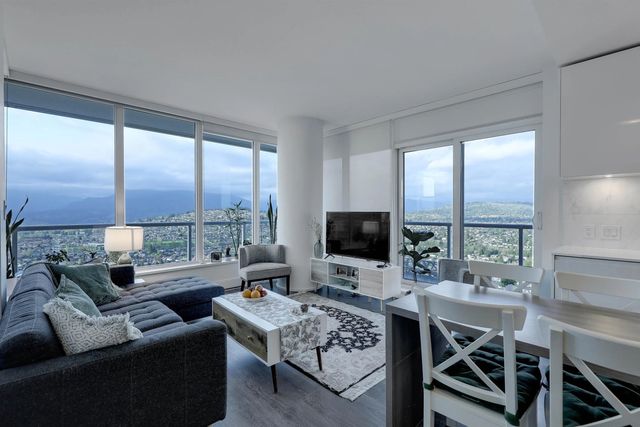1955 Alpha Way 5008, Burnaby