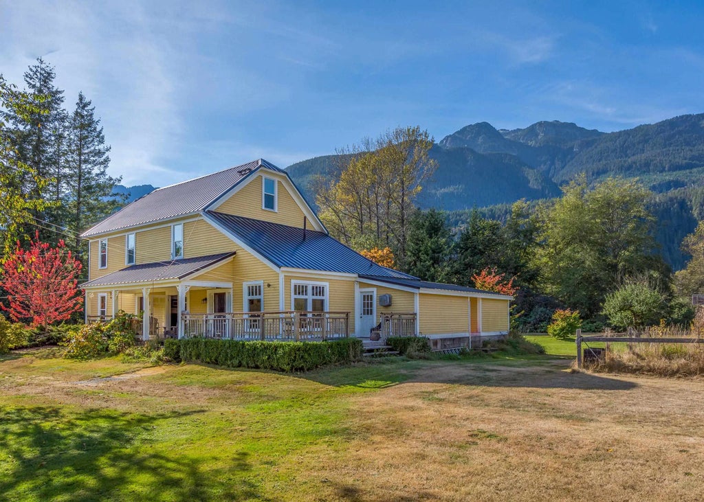 1189 Judd Road, Squamish